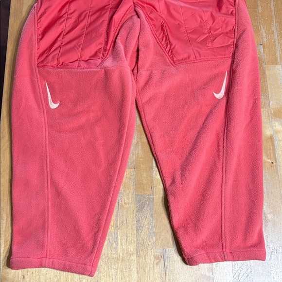 Nike Sportswear Swoosh Curve Plush Pants - Picture 4 of 11
